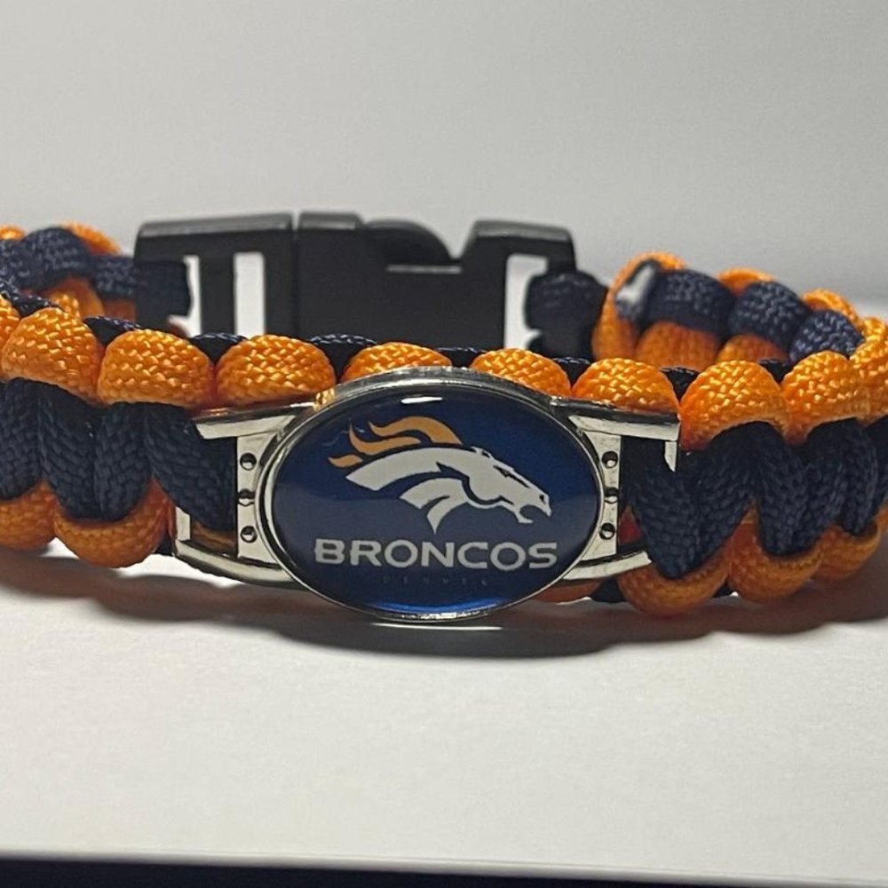 Denver Broncos NFL Paracord Bracelet NEW